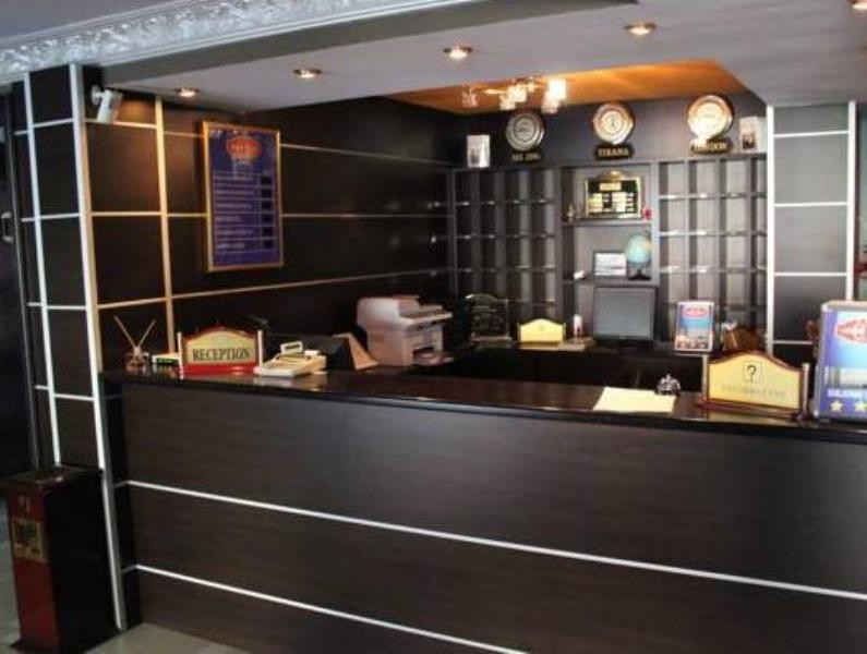 Bleart Hotel 10/92