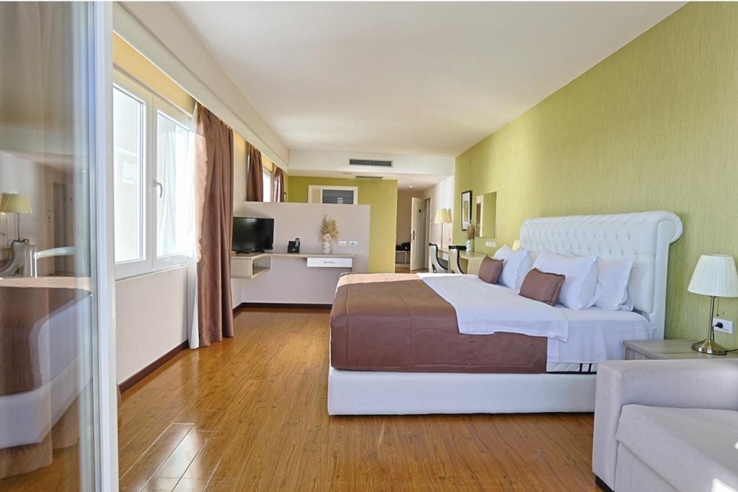 Bleart Hotel 22/92