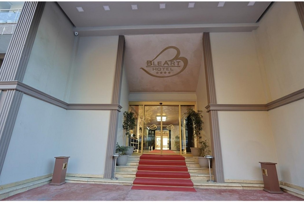 Bleart Hotel 11/92