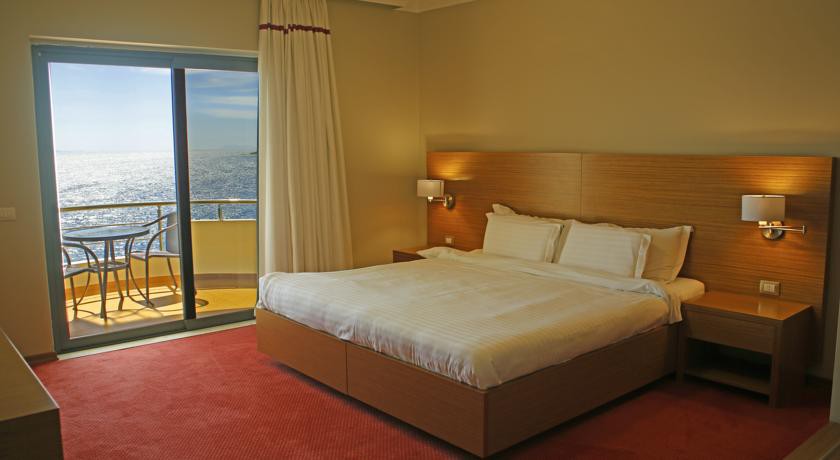 JAROAL HOTEL 16/64