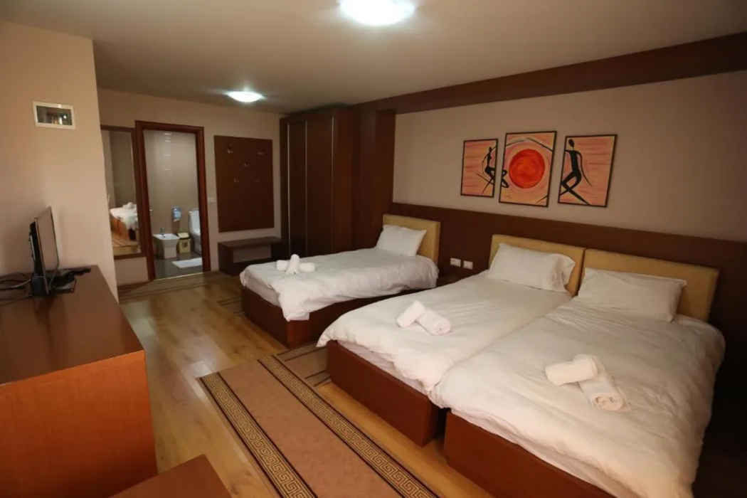 Perla Hotel 13/61