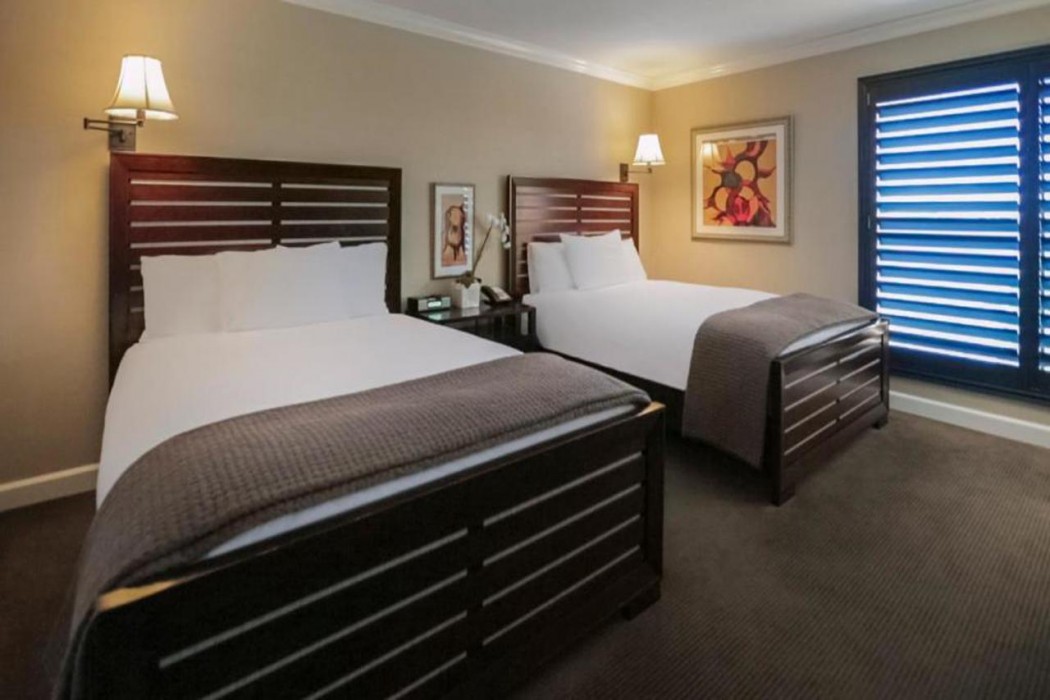 Cupertino Hotel 12/54