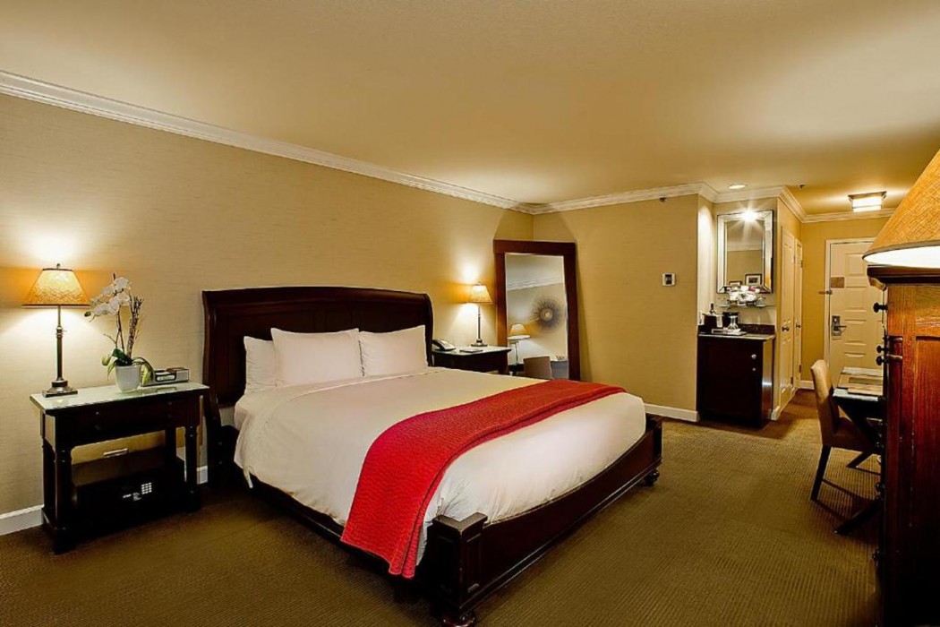 Cupertino Hotel 18/54
