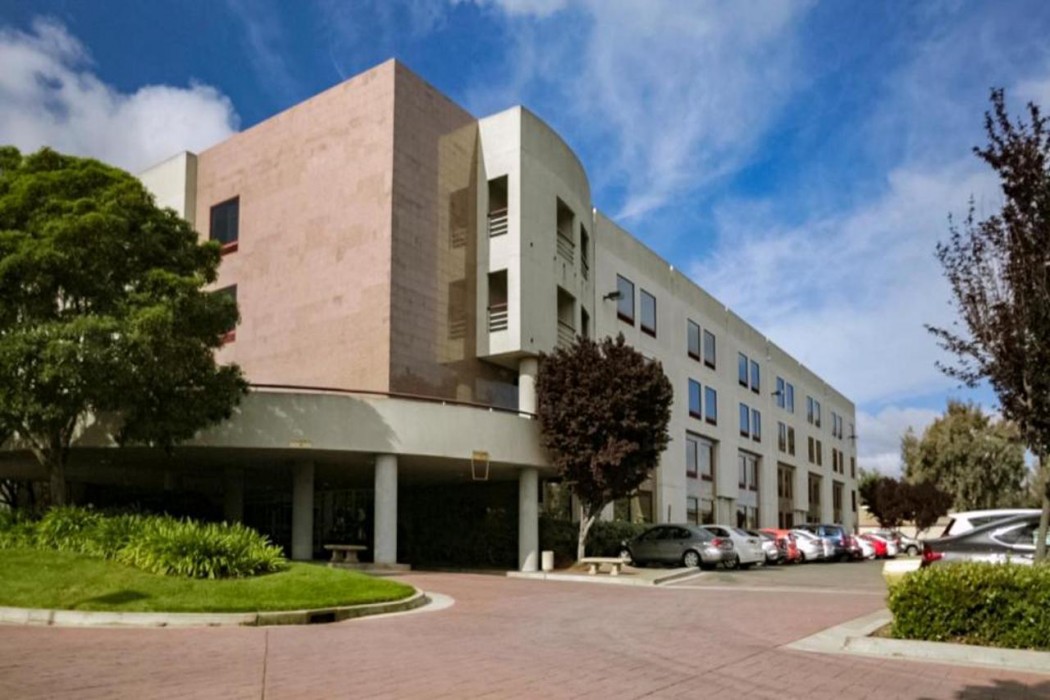 Cupertino Hotel 1/54