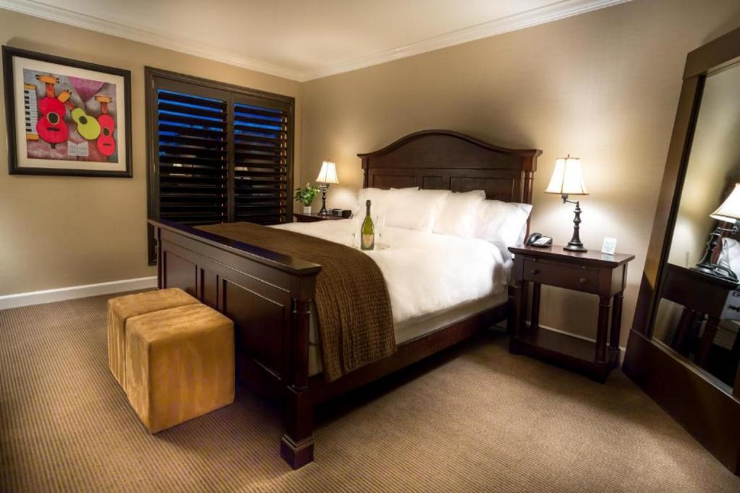 Cupertino Hotel 20/54