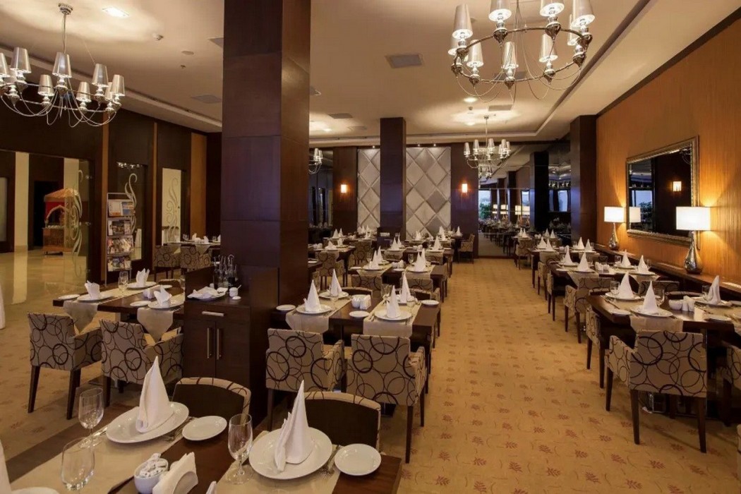 Safir Hotel 10/23