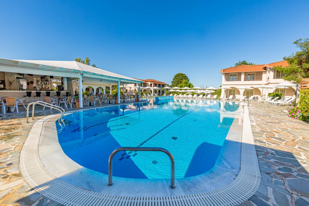 Kamari Corfu Hotel & Apartments 32/42