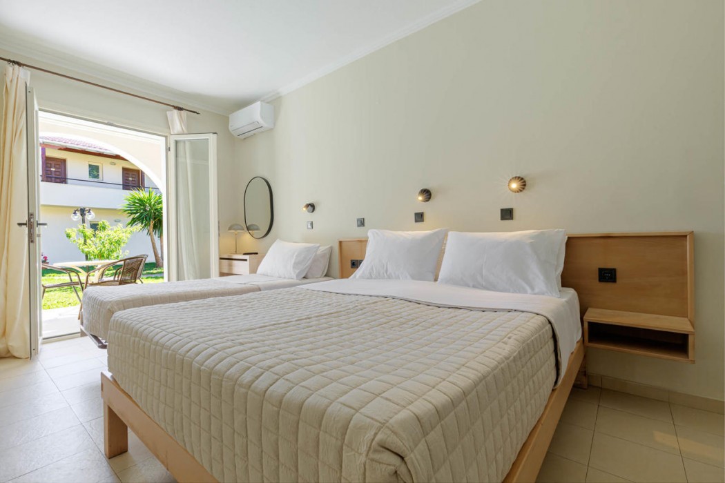Kamari Corfu Hotel & Apartments 16/42
