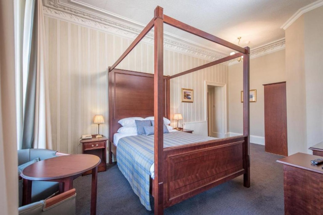 Royal Hotel Oban 16/50