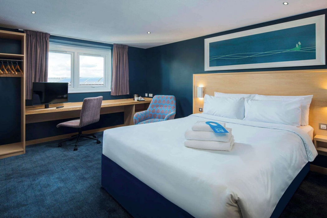 Travelodge Exeter M5 Hotel 7/34