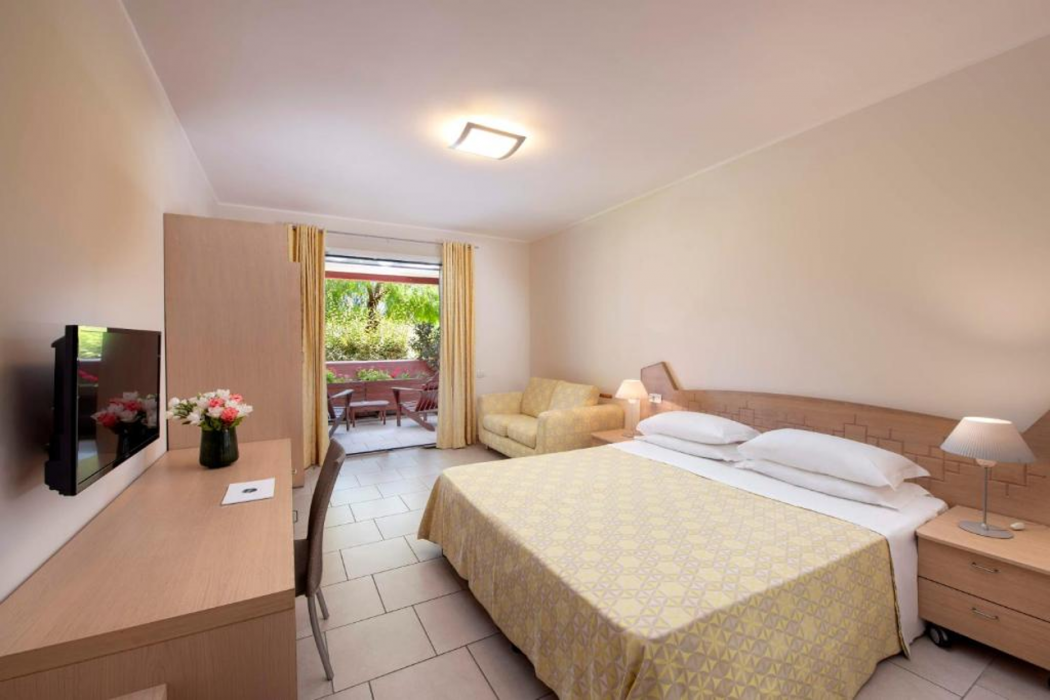 Room at Calane Resort, CASTELLANETA