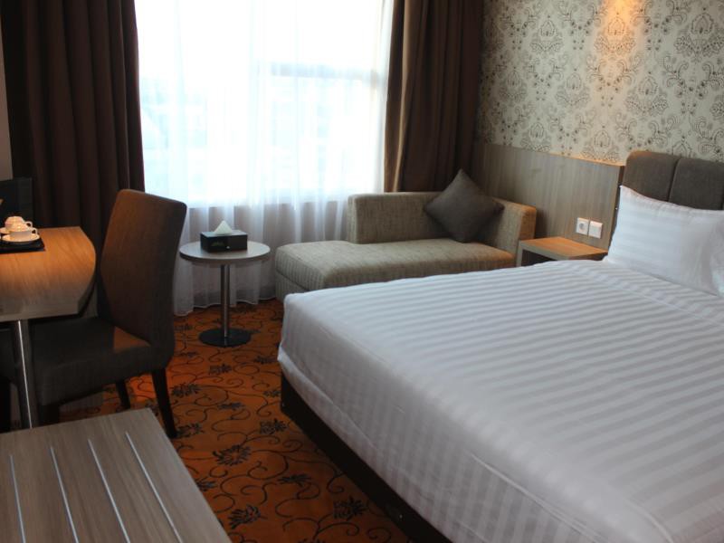 HOTEL REMCY PANAKKUKANG MAKASSAR 19/58