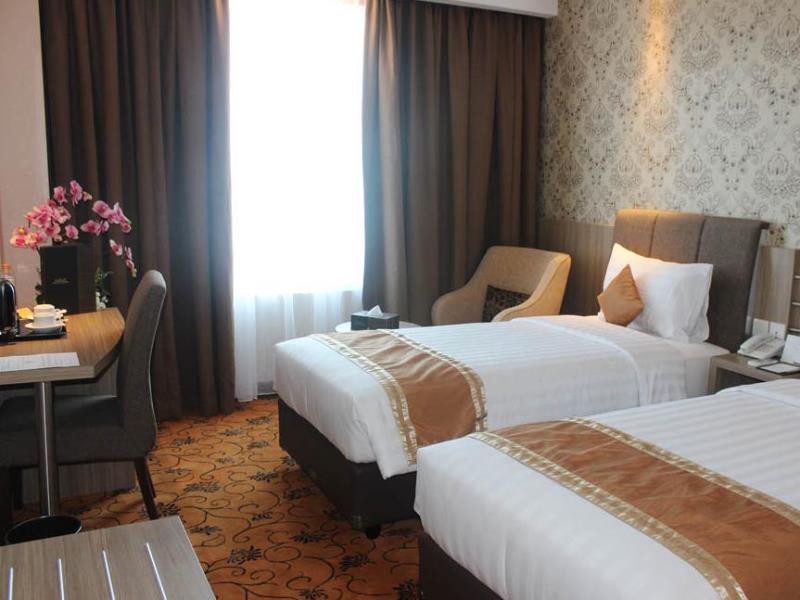 HOTEL REMCY PANAKKUKANG MAKASSAR 18/58