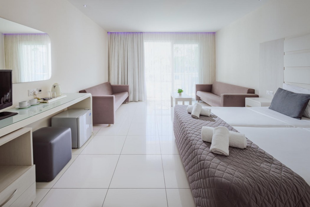 Tasia Maris Oasis Hotel 23/77