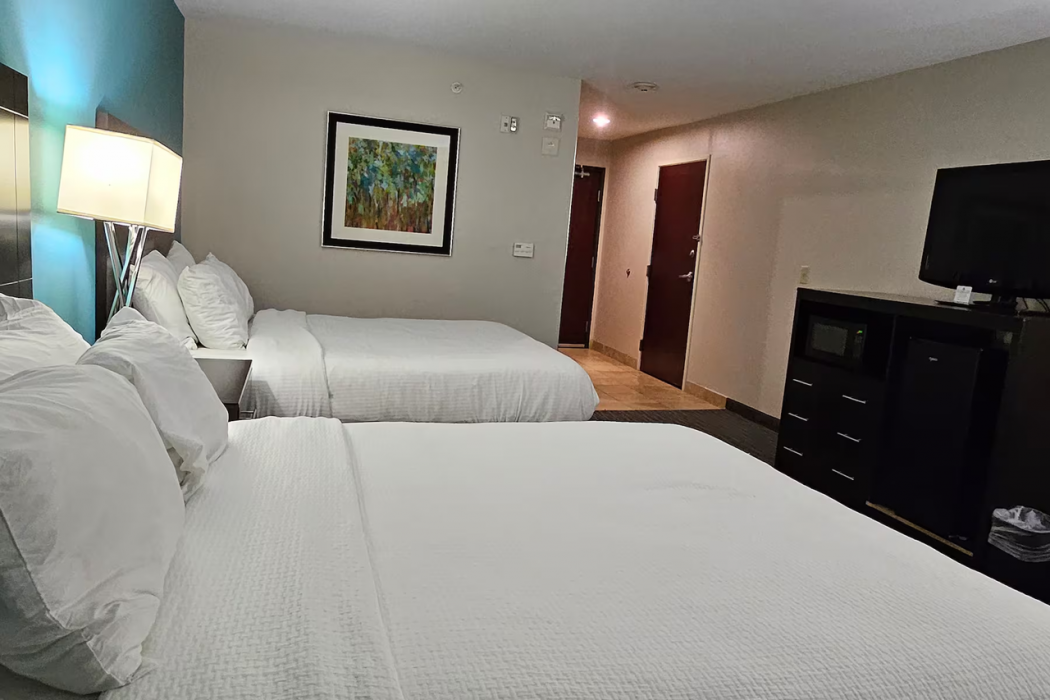 Ramada by Wyndham Burkburnett / Wichita Falls 18/65