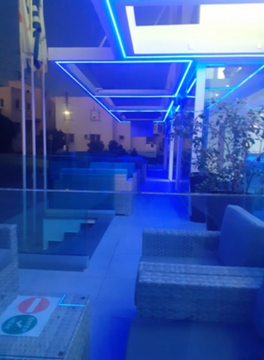 Sunny Blue Hotel 17/131