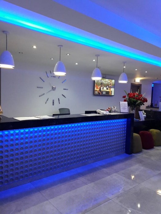 Sunny Blue Hotel 23/131