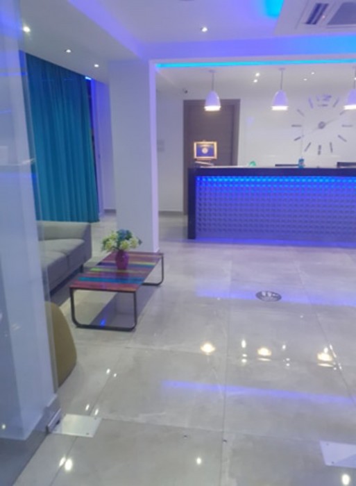 Sunny Blue Hotel 13/131