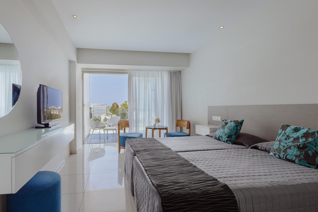 River Rock Hotel 23/77