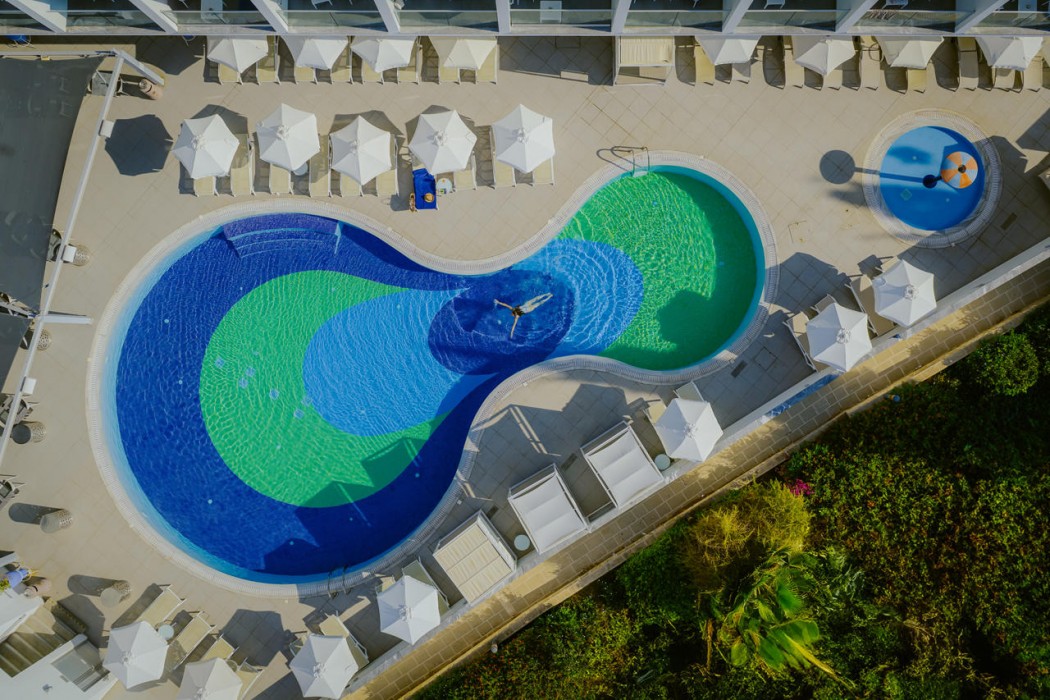 River Rock Hotel 45/77