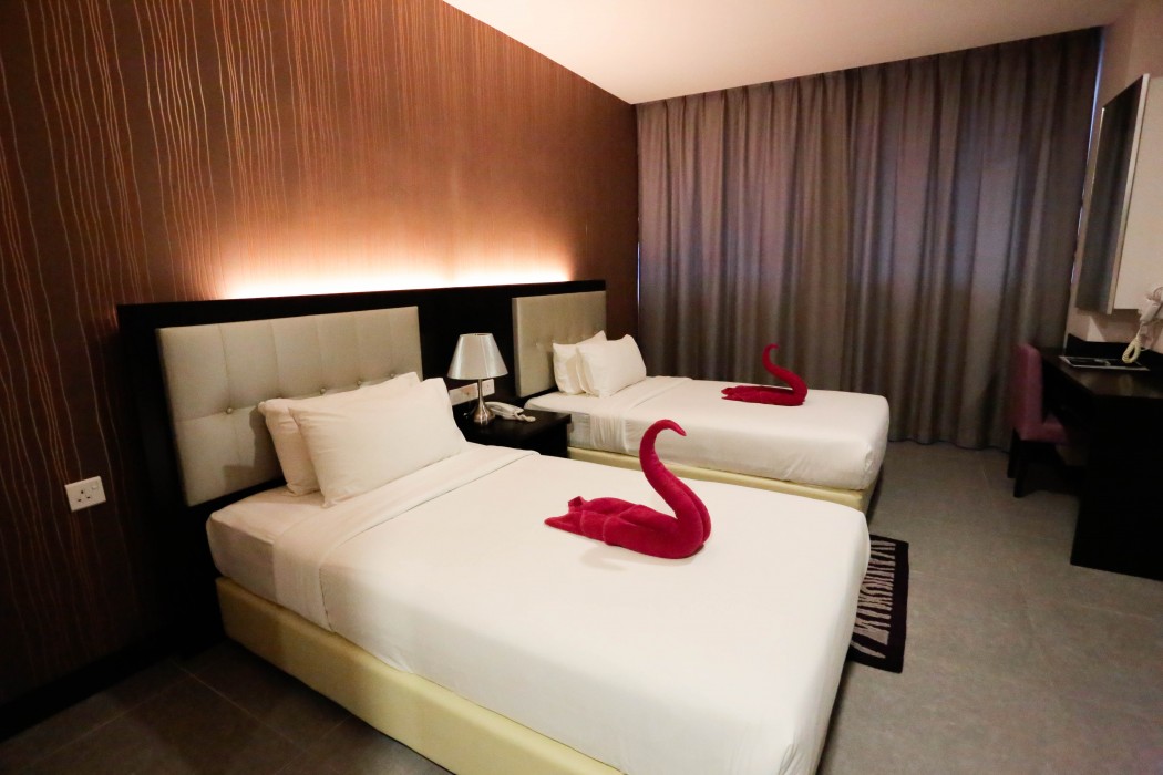 The Grand Campbell Hotel 50/115