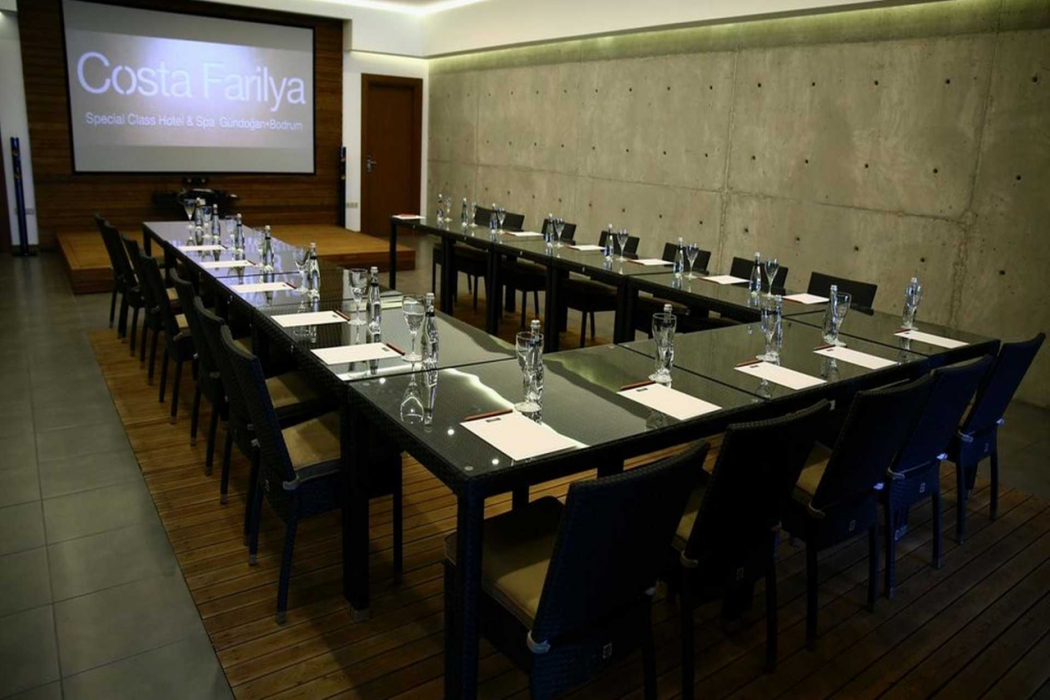 Costa Farilya Special Class Hotel 33/71