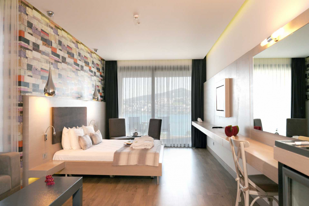 Costa Farilya Special Class Hotel 19/71