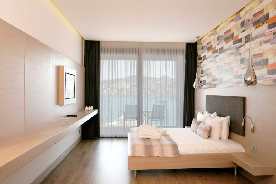 Costa Farilya Special Class Hotel 18/71