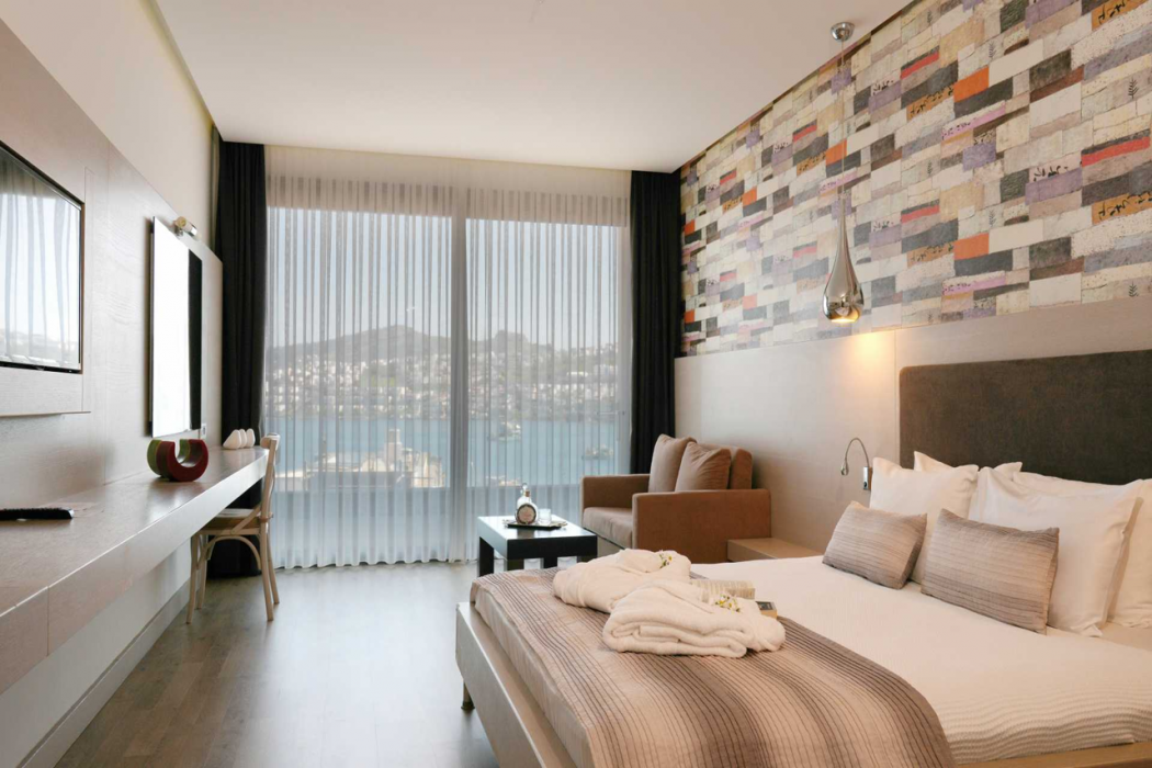 Costa Farilya Special Class Hotel 15/71