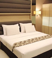 Urbanview Hotel Newton Riau Bandung 13/55