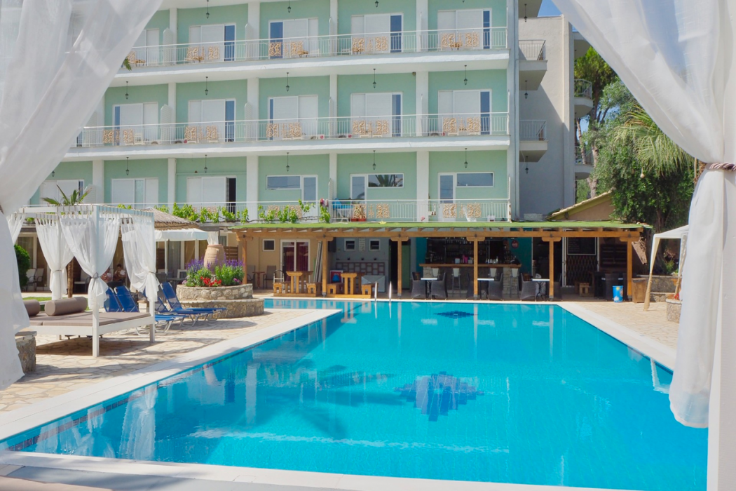 Paloma Blanca Hotel 30/55