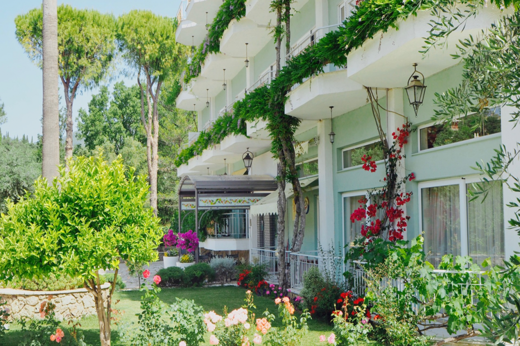 Paloma Blanca Hotel photo4