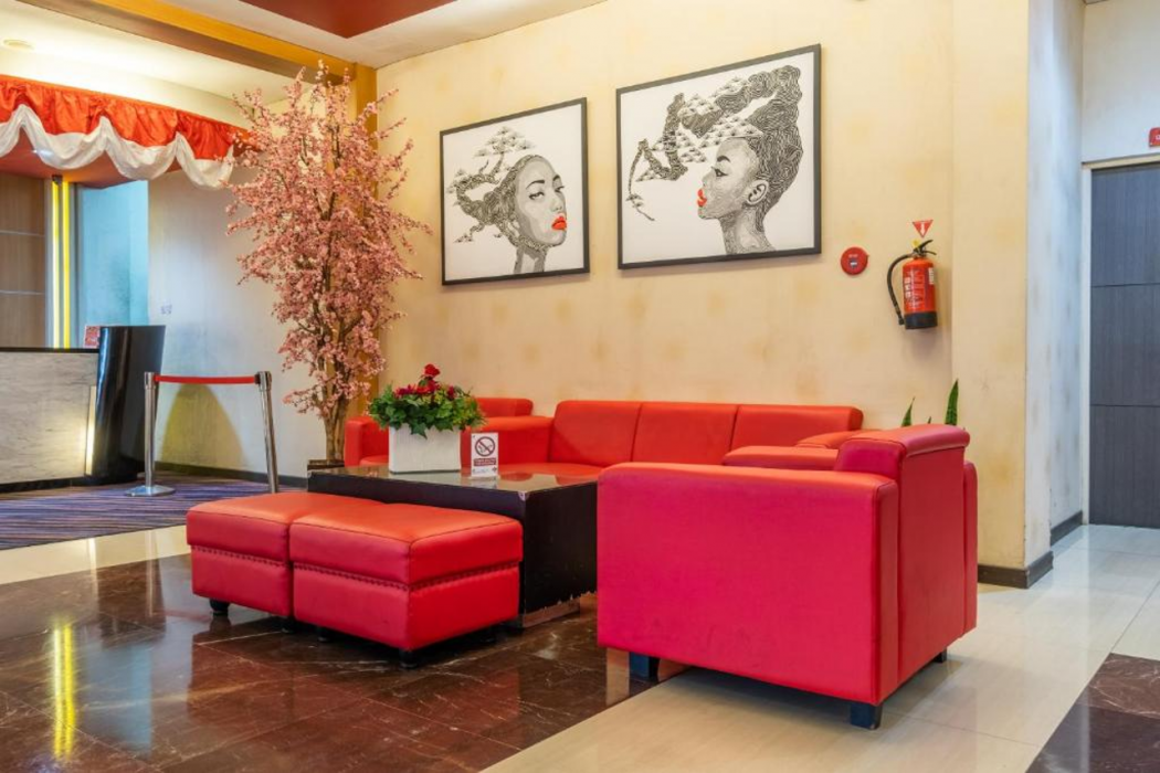 Townhouse Oak Cihampelas Near Ciwalk Formerly Promenade Hotel 68/72