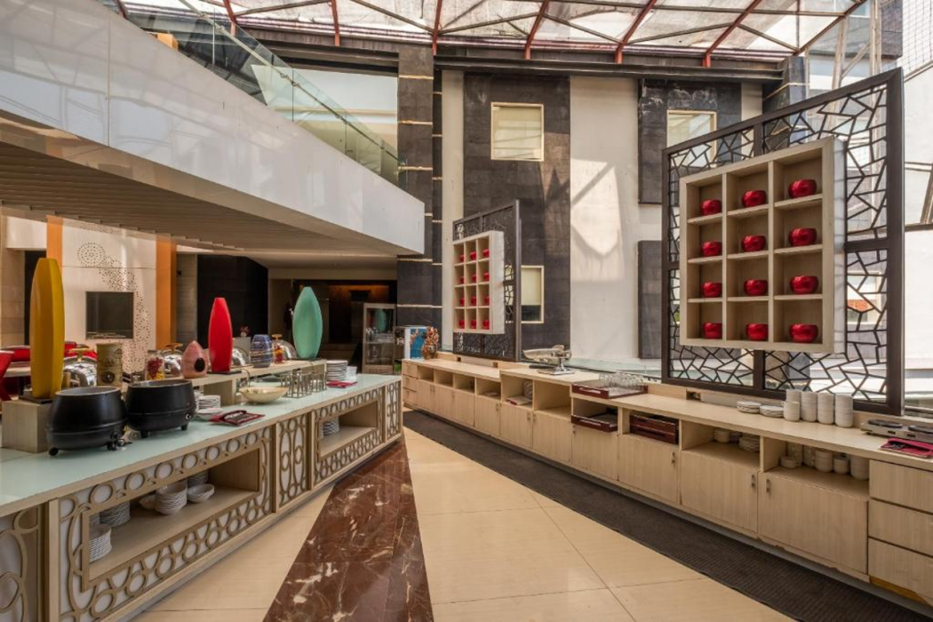 Townhouse Oak Cihampelas Near Ciwalk Formerly Promenade Hotel 70/72