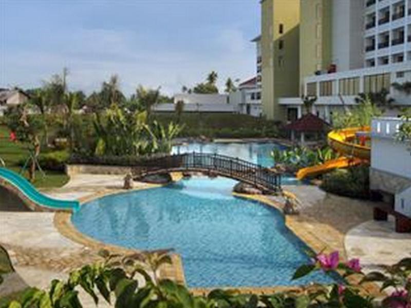 SUTAN RAJA RESORT AND CONVENTION CENTER 15/36