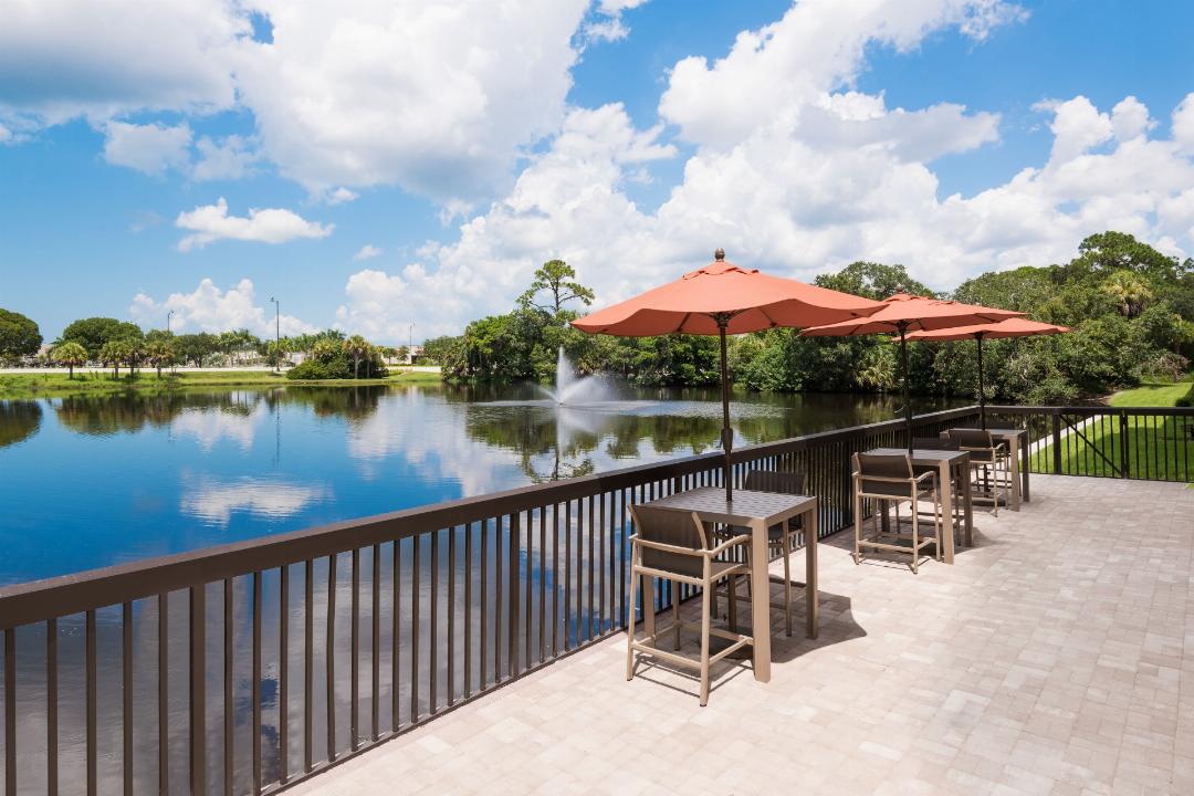 Hampton Inn By Hilton Bonita Springs / Naples - North 22/54