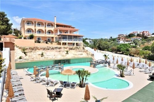 Grand Beach Hotel 3/67