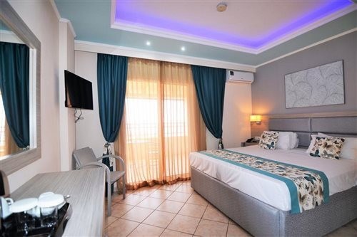Grand Beach Hotel 17/67