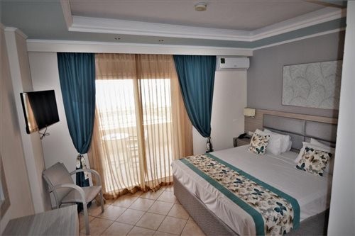 Grand Beach Hotel 15/67