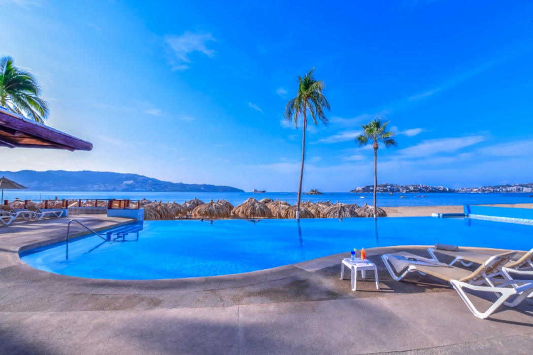 Krystal Beach Acapulco 66/98
