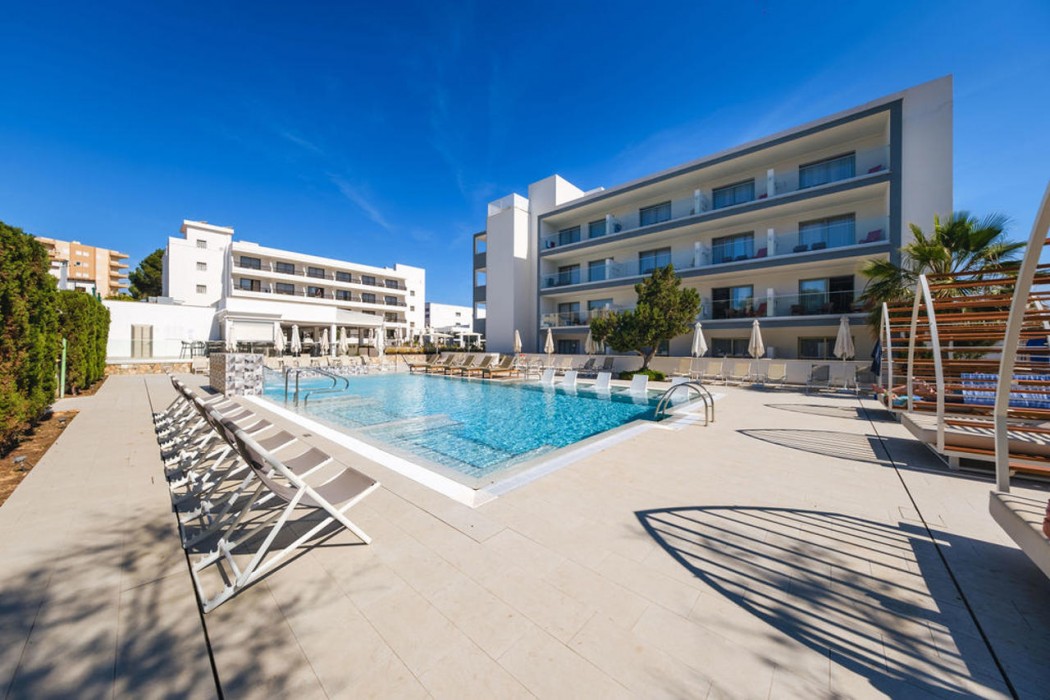 Bella Playa Hotel and Spa 1/78