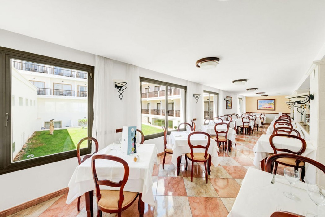 Bella Playa Hotel and Spa 62/78