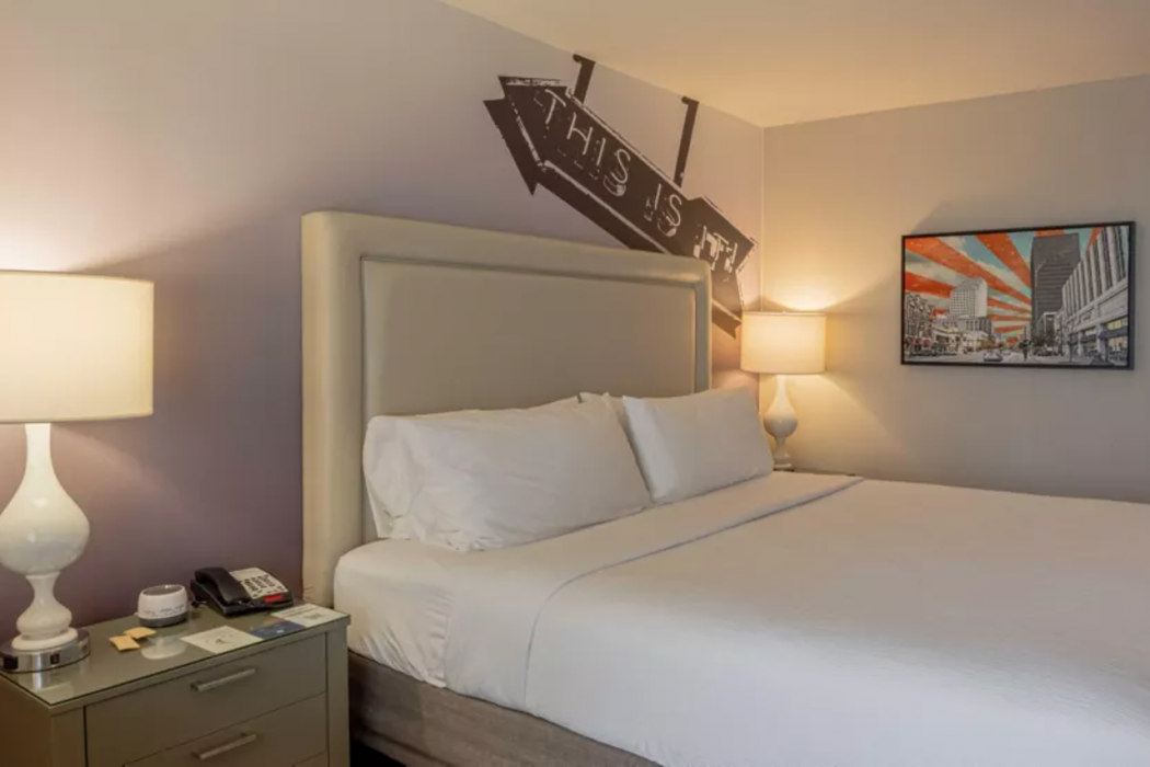 Hotel Indigo Austin Downtown University 7/70