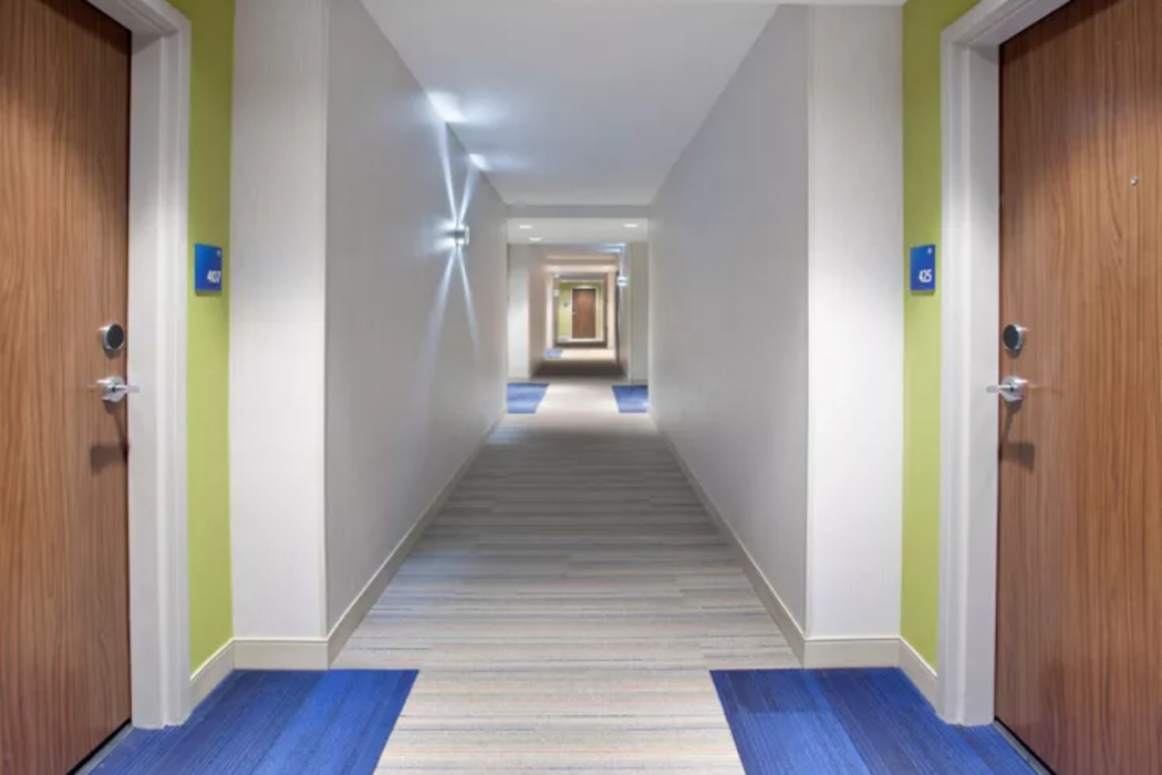 Holiday Inn Express and Suites Austin Downtown University 19/39