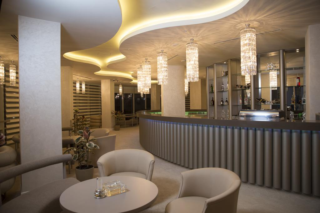Sahil Hotel Baku 35/68