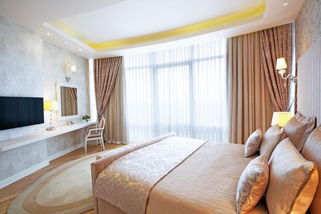 Sahil Hotel Baku 20/68