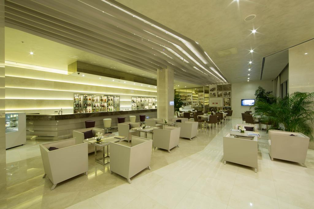 Sahil Hotel Baku 37/68