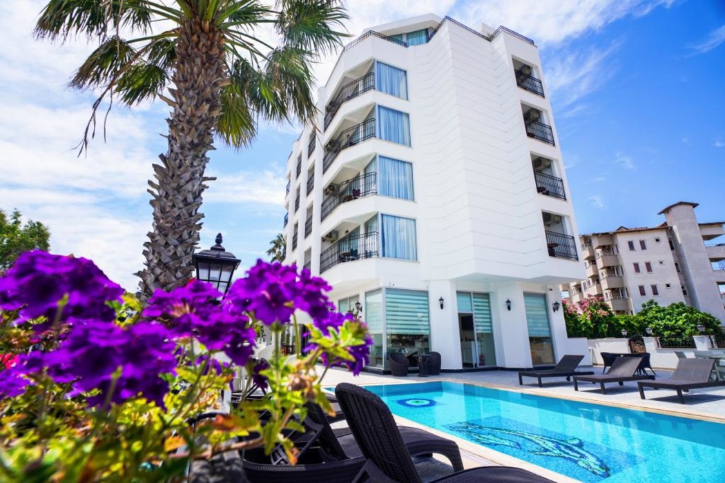 Aurasia Sea Side Hotel 10/63