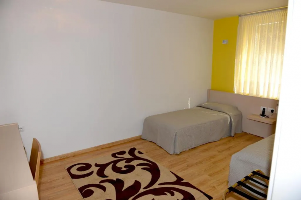 Grand White City Hotel 13/41