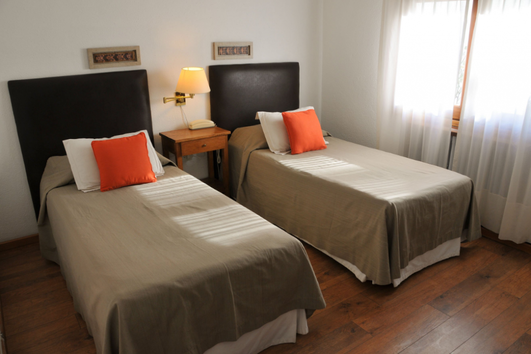Hostal del Esquiador 6/40